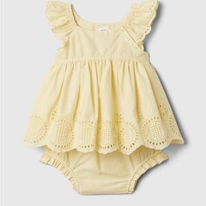 NWT Yellow Eyelet GAP Baby Dress Set
